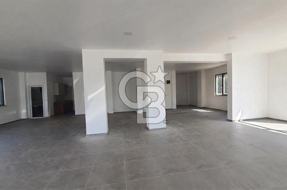  Altınova Cumhuriyet Mahallesinde Sıfır, Geniş Cepheli ve Mutfak/WC’li Kiralık İş Yeri / Dükkan