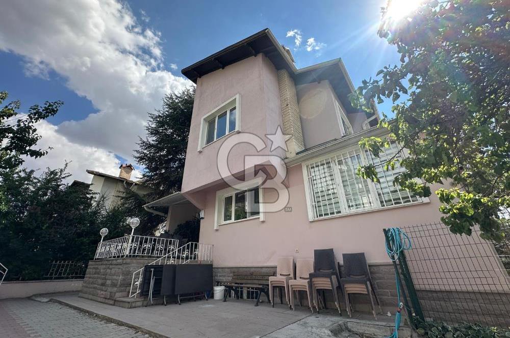 IRMAKKENT SİTESİ ANACADDE ÜZERİ KÖŞE PARSEL KİRALIK BİNA