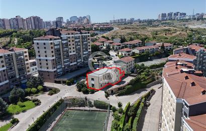 BAHÇEŞEHİR SİTE İÇERİSİNDE 569 M2 KİRALIK TİCARİ ALAN
