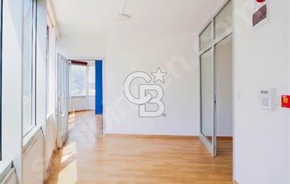 ESENYURT UFUK CADDESİ MERKEZİ KONUMDA KİRALIK 60 M2 OFİS