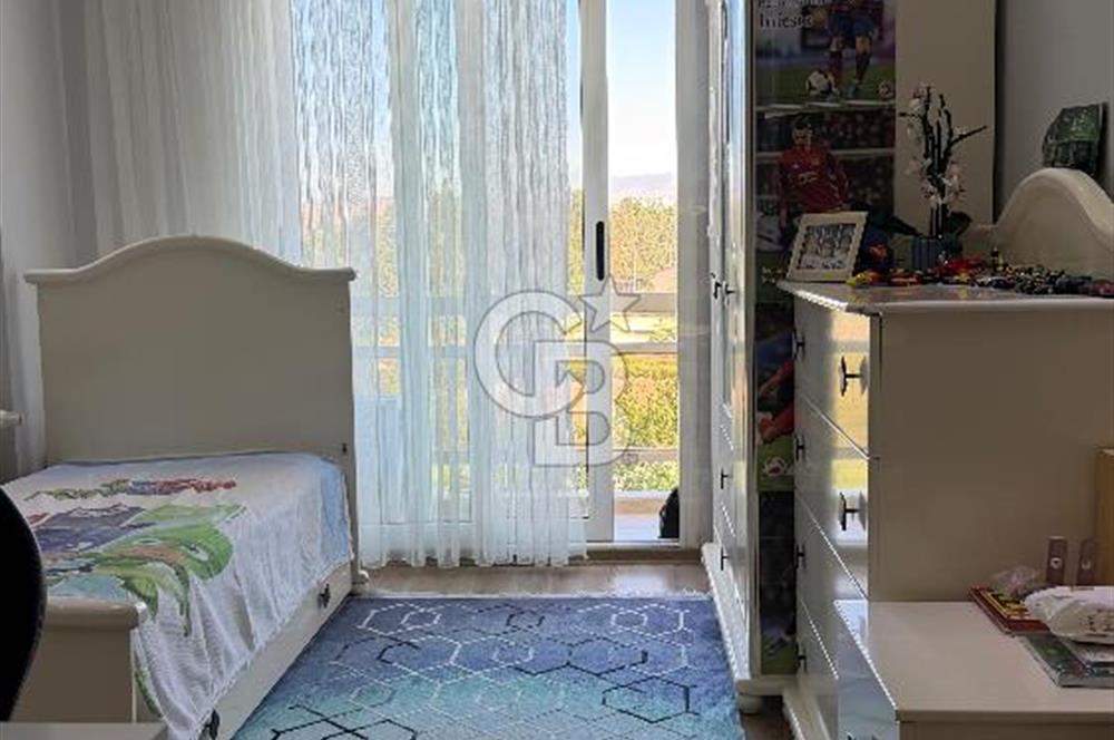 Buca Kızılkanat Sitesi 150m² 3+1 Satılık Arakat Daire