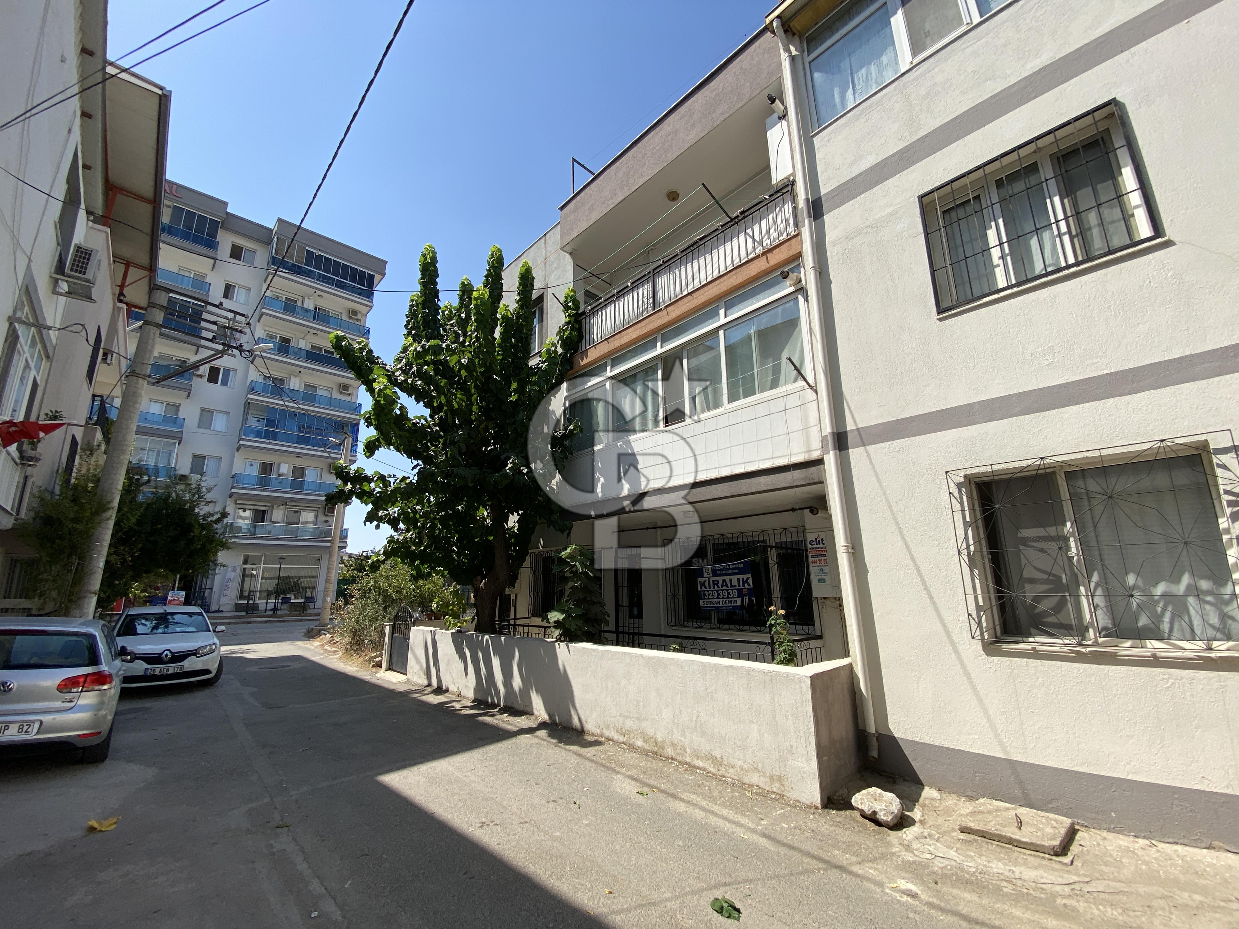 İZMİR ÇİĞLİ BALATÇIK KATİP ÇELEBİ ÜNV. YAKINI KİRALIK 2+1 DAİRE CB PH