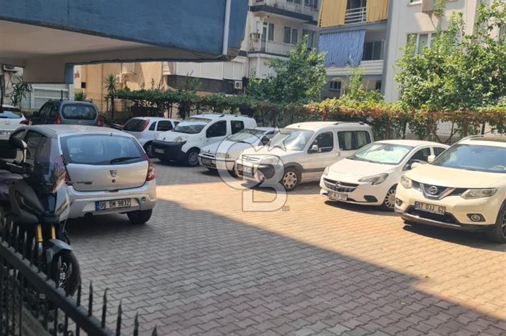 Güllük Caddesi Üzerinde Satılık 2+1 Daire