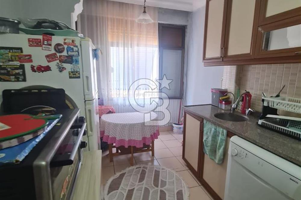 Güllük Caddesi Üzerinde Satılık 2+1 Daire