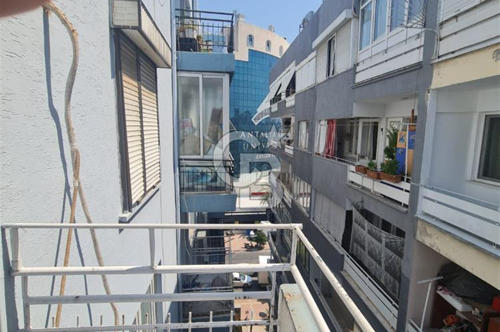 Güllük Caddesi Üzerinde Satılık 2+1 Daire