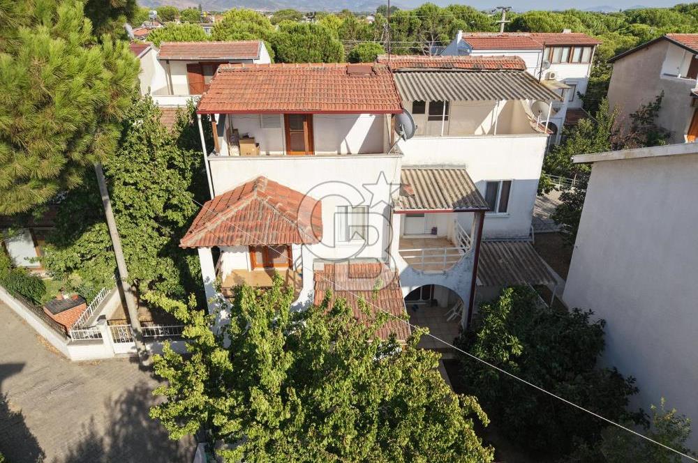 AYVALIK ALTINOVA ÇAMLIK SİTESİNDE 3+1 | ÇİFT BAHÇELİ VİLLA