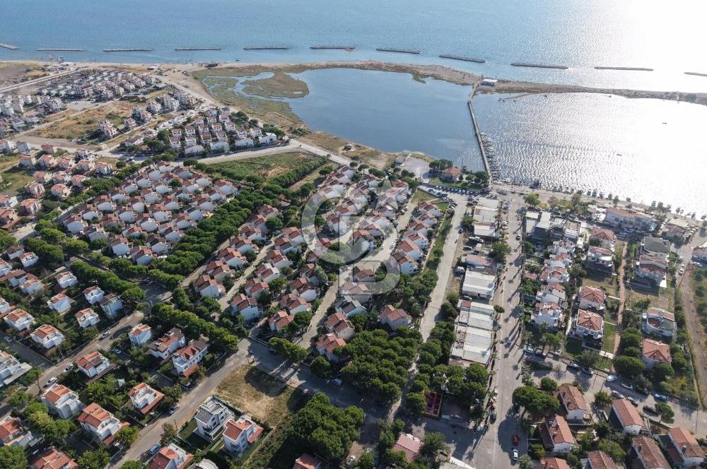AYVALIK ALTINOVA ÇAMLIK SİTESİNDE 3+1 | ÇİFT BAHÇELİ VİLLA