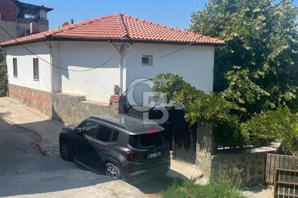 Kuşadası Kirazlı Köyü'nde 500 m² Arsalı, 6+2 Lüks Müstakil Ev