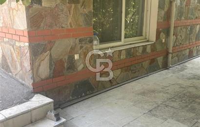 Kuşadası Kirazlı Köyü'nde 500 m² Arsalı, 6+2 Lüks Müstakil Ev