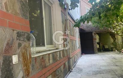 Kuşadası Kirazlı Köyü'nde 500 m² Arsalı, 6+2 Lüks Müstakil Ev