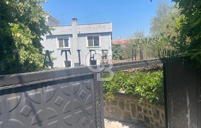 Kuşadası Kirazlı Köyü'nde 500 m² Arsalı, 6+2 Lüks Müstakil Ev