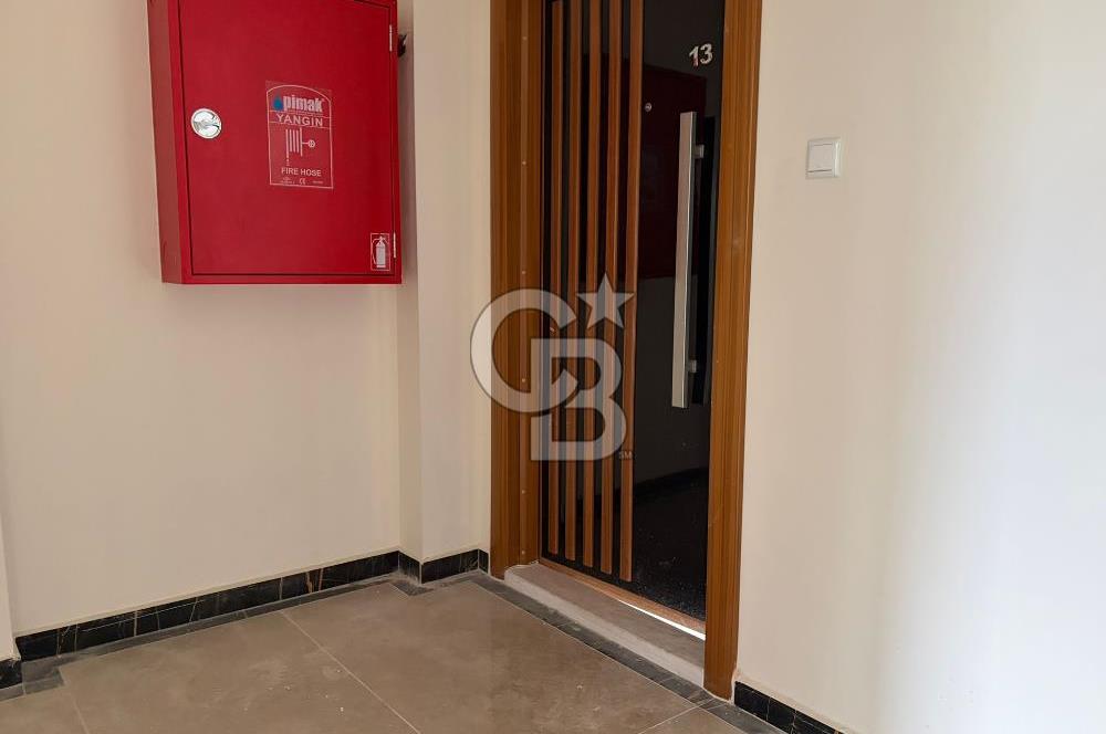 CB BLACK'TEN YALOVA YOLU ÜZERİ KİRALIK 100 METREKARE OFİS