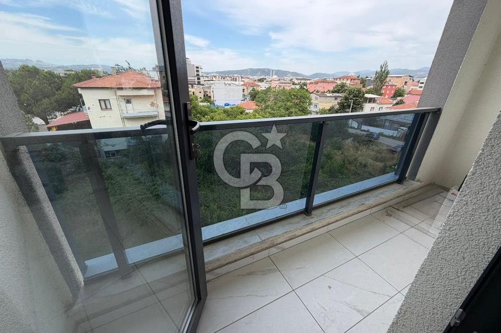CB BLACK'TEN YALOVA YOLU ÜZERİ KİRALIK 100 METREKARE OFİS