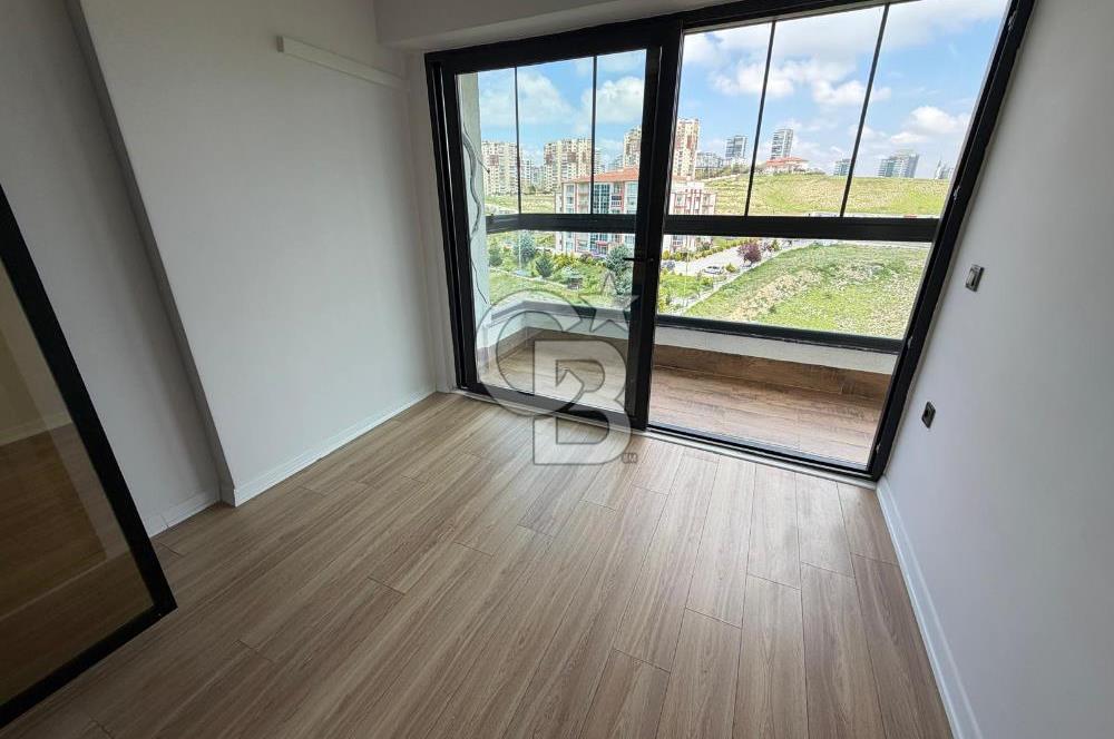 YAŞAMKENT ALACAATLI SİTE İÇERİSİ KAPALI BALKON+ OTOPARK) 1+1