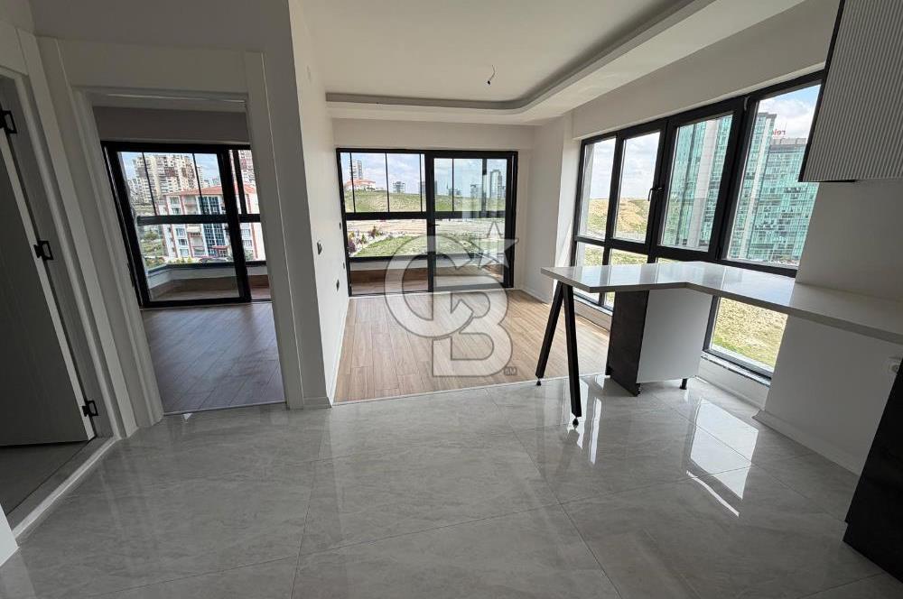 YAŞAMKENT ALACAATLI SİTE İÇERİSİ KAPALI BALKON+ OTOPARK) 1+1