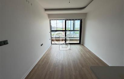 YAŞAMKENT ALACAATLI SİTE İÇERİSİ KAPALI BALKON+ OTOPARK) 1+1