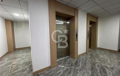 İncek'te şerefiyeli önü açık full ankastreli satılık daire