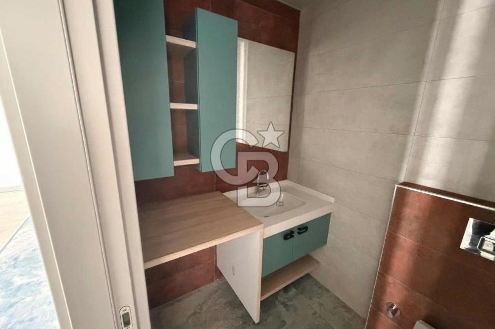 İncek'te şerefiyeli önü açık full ankastreli satılık daire
