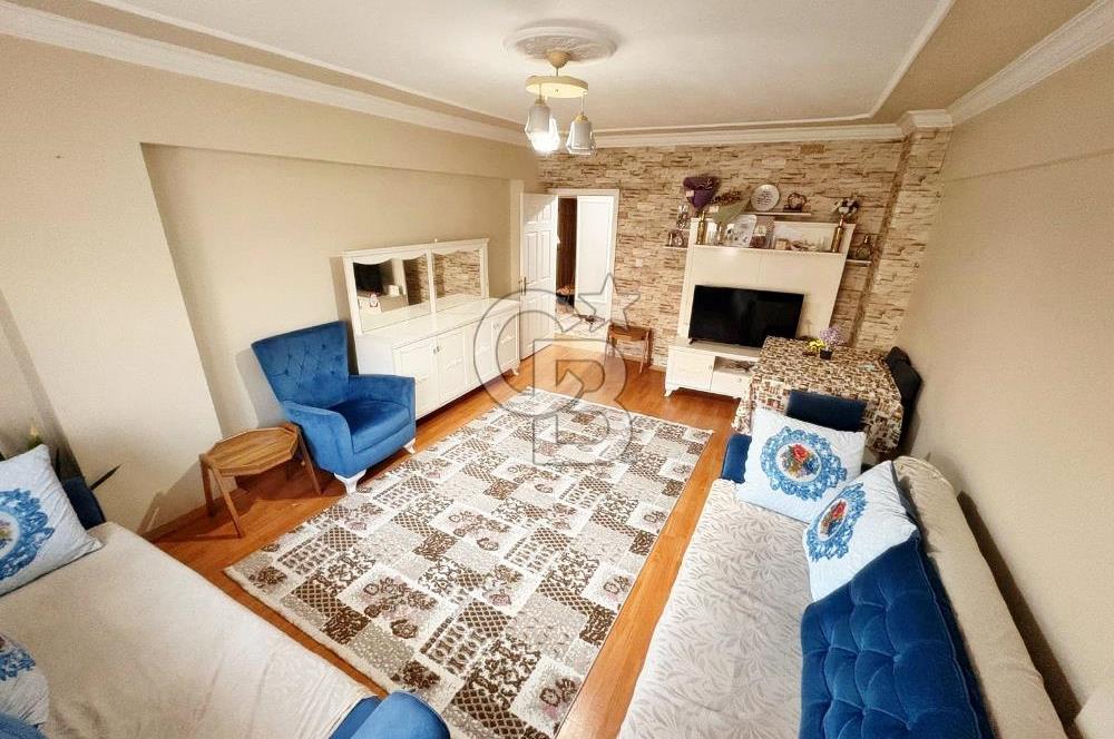 DOGUKENT CADDE ÜZERİ 3+1 SATILIK DAİRE 3.KATTA KÖK TAPU 