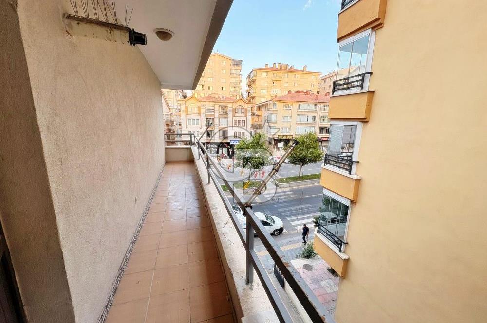 DOGUKENT CADDE ÜZERİ 3+1 SATILIK DAİRE 3.KATTA KÖK TAPU 