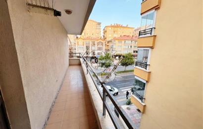 DOGUKENT CADDE ÜZERİ 3+1 SATILIK DAİRE 3.KATTA KÖK TAPU 
