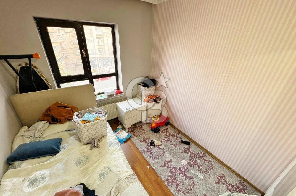 DOGUKENT CADDE ÜZERİ 3+1 SATILIK DAİRE 3.KATTA KÖK TAPU 