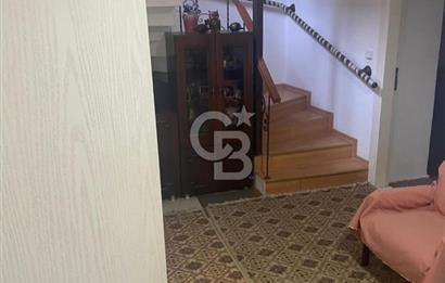 Kuşadası Kirazlı Köyü'nde 500 m² Arsalı, 6+2 Lüks Müstakil Ev