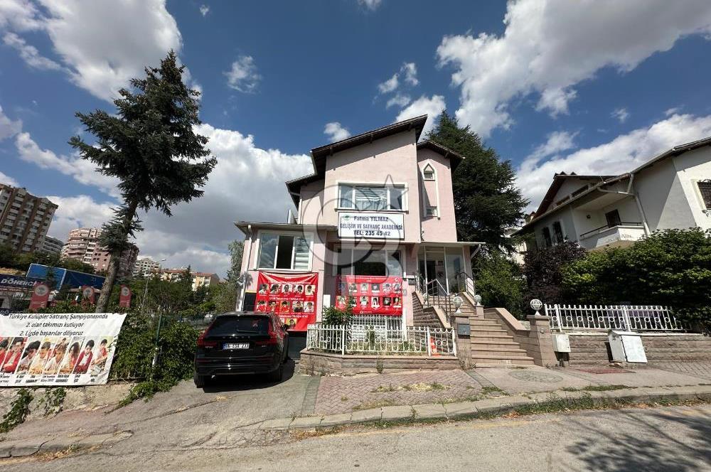 IRMAKKENT SİTESİ ANACADDE ÜZERİ KÖŞE PARSEL KİRALIK BİNA
