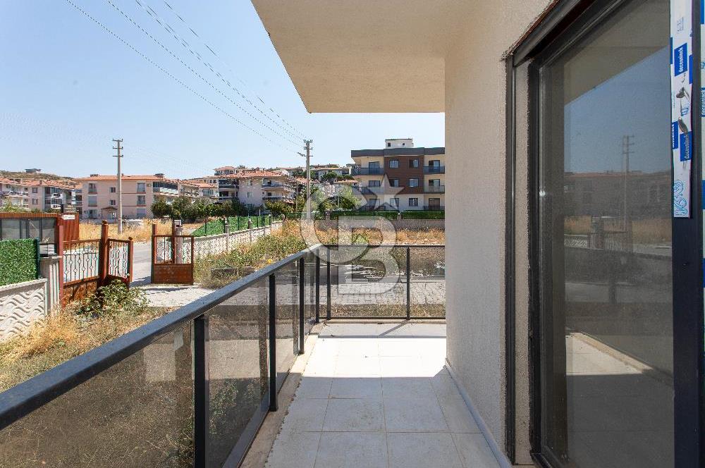 Yenifoça M.Kemal Atatürk Mah. Satılık Bahçe Katı 2+1 Daire