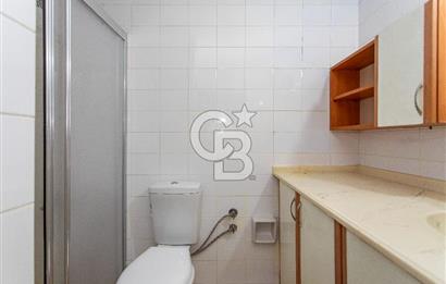 Foça Merkezde Sahile Yürüme Mesafesinde Satılık 2+1 Daire