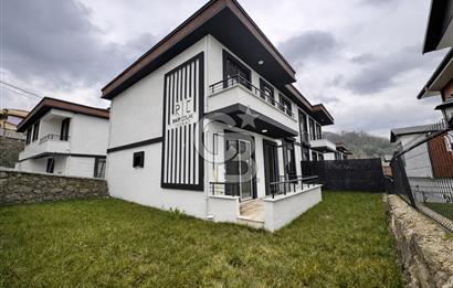 CB ENVOY | Gölcük İhsaniye Merkez'de 4+1 Bahçeli Dubleks Villa