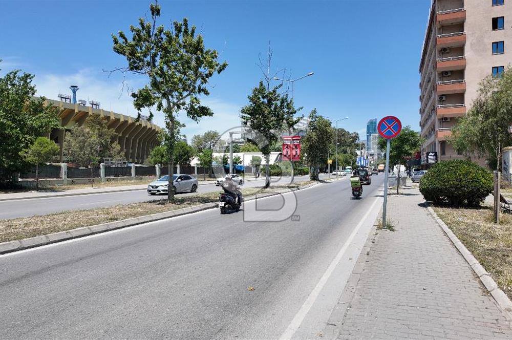 İZMİR BORNOVA ÇAMDİBİ SATILIK DÜKKANLI ARSA YATIRIM FIRSATI