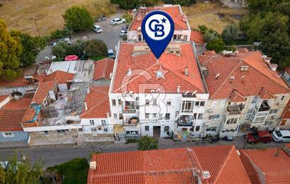 Foça Merkezde Sahile Yürüme Mesafesinde Satılık 2+1 Daire