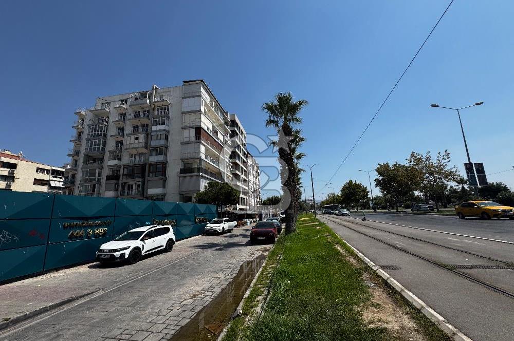 Karsıyaka bostanlı’da satılık 3+1 daire 