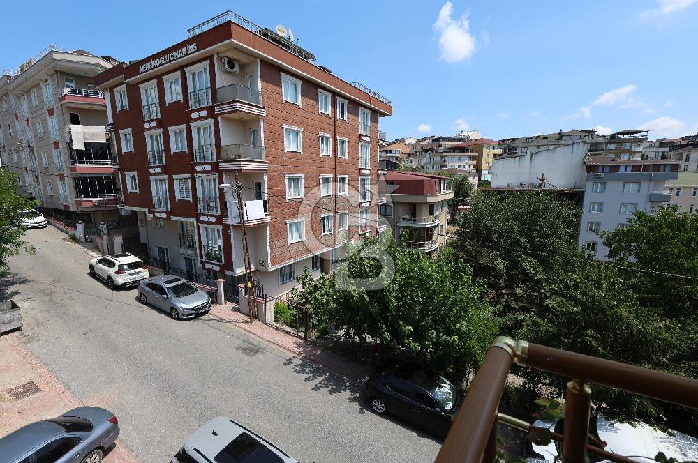 GENÇ BİNADA KULLANIŞLI 2+1 75 M² SATILIK ARAKAT DAİRE