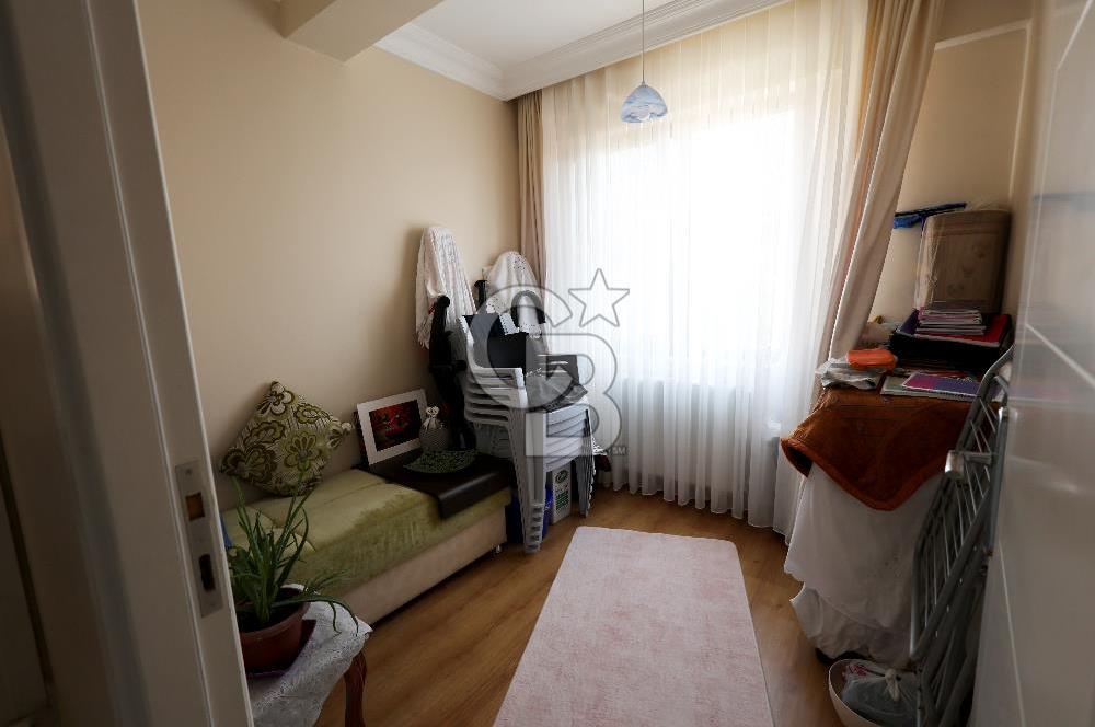 GENÇ BİNADA KULLANIŞLI 2+1 75 M² SATILIK ARAKAT DAİRE