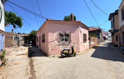 AYVALIK ZEKİBEY MAHALLESİ MERKEZİ KONUM BAHÇELİ YATIRIM FIRSATI