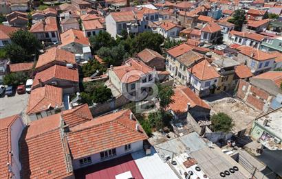 AYVALIK ZEKİBEY MAHALLESİ MERKEZİ KONUM BAHÇELİ YATIRIM FIRSATI