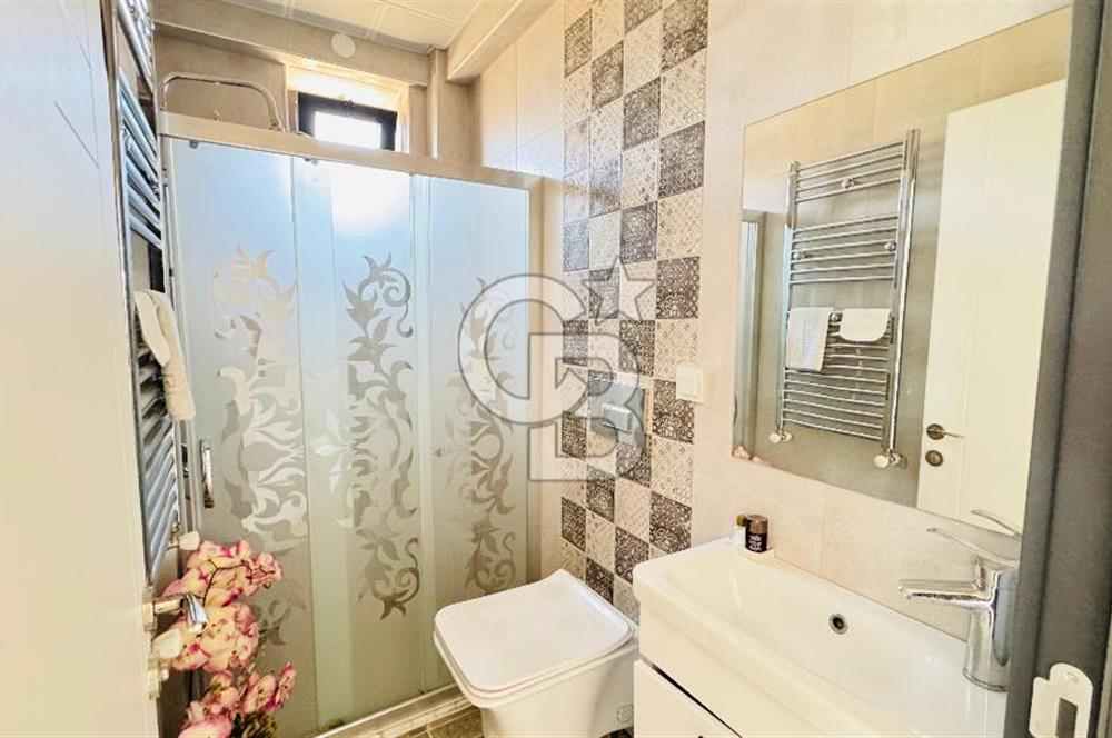 Foça Bağarası Kazım Dirik Mah 3+1 Eşyalı Kiralık Havuzlu Villa