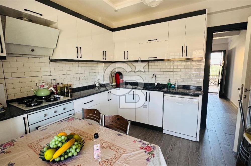 Foça Bağarası Kazım Dirik Mah 3+1 Eşyalı Kiralık Havuzlu Villa