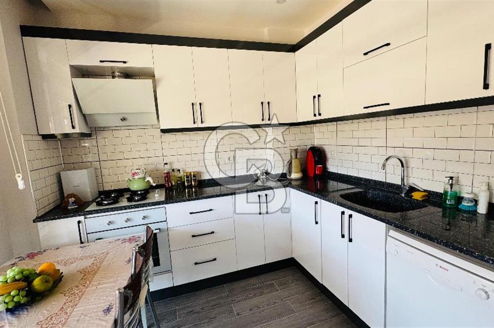 Foça Bağarası Kazım Dirik Mah 3+1 Eşyalı Kiralık Havuzlu Villa