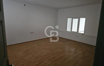 Karacaören Sanayi Sitesi'nde 350 m² Asma Katlı Kiralık İş Yeri & Ofis