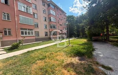 GALERİA AVM’YE YÜRÜME MESAFESİNDE ESERKÖY SİTESİ’NDE 3+1 SATILIK