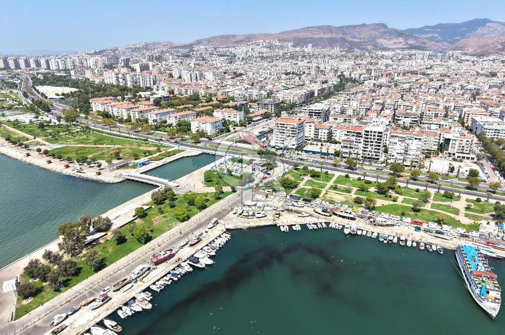Karsıyaka bostanlı’da satılık 3+1 daire 