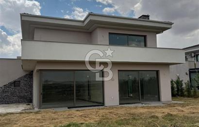 Gölbaşı Hacılar'da Satılık 8+2 Lüks Müstakil Villa