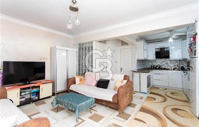 Yeni Foça’da Eşyalı, Bahçeli ve Geniş Yaşam Alanına Sahip 5+1 Tripleks Villa