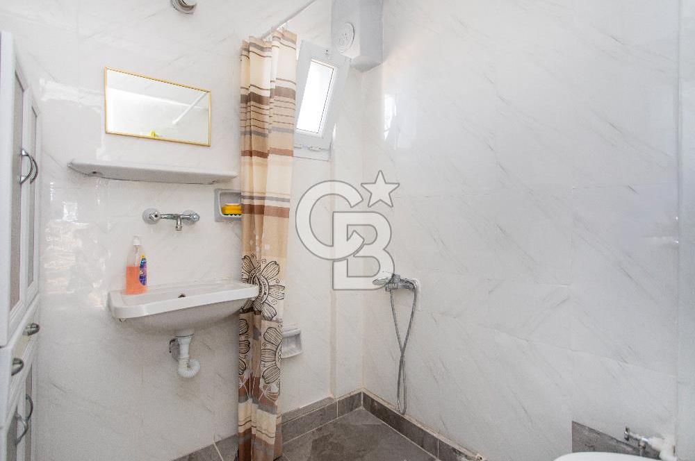 Yenifoça Donatkent'te Satılık Deniz Manzaralı Müstakil 3+1 Villa​