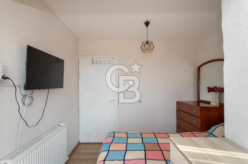 Yenifoça Donatkent'te Satılık Deniz Manzaralı Müstakil 3+1 Villa​