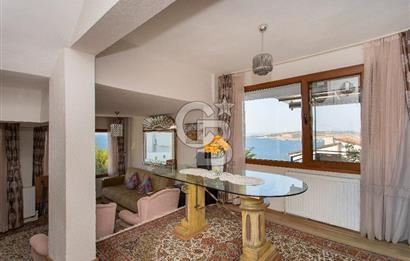 Yenifoça Donatkent'te Satılık Deniz Manzaralı Müstakil 3+1 Villa​