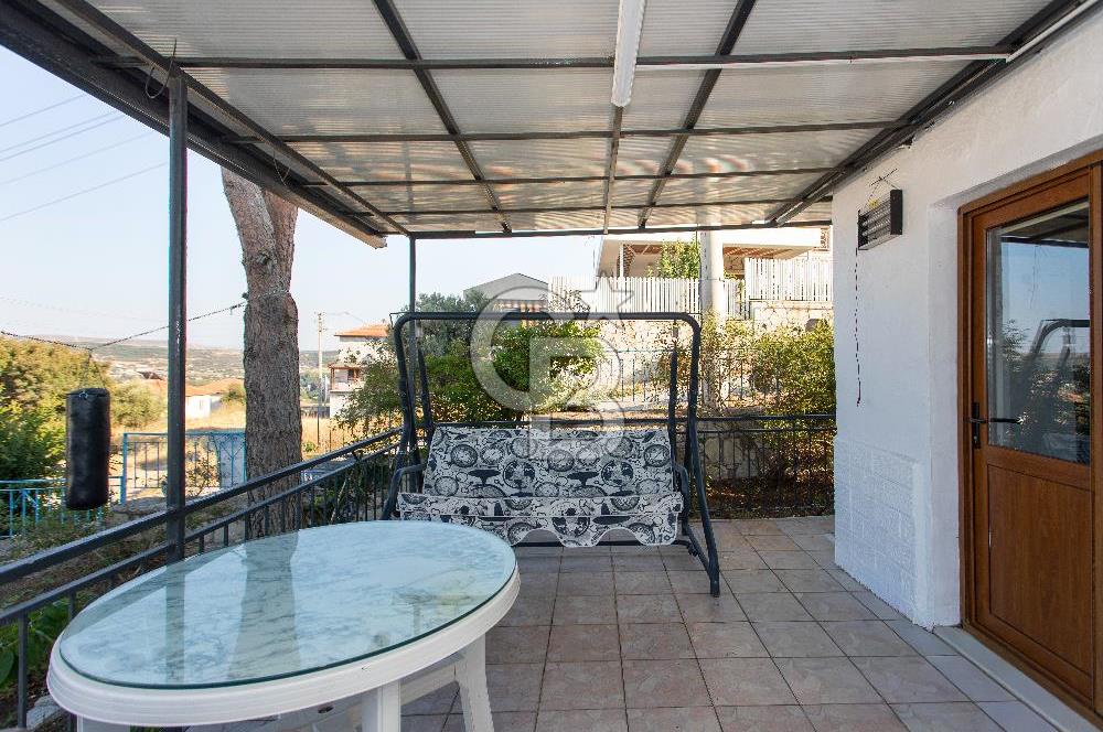 Yenifoça Donatkent'te Satılık Deniz Manzaralı Müstakil 3+1 Villa​